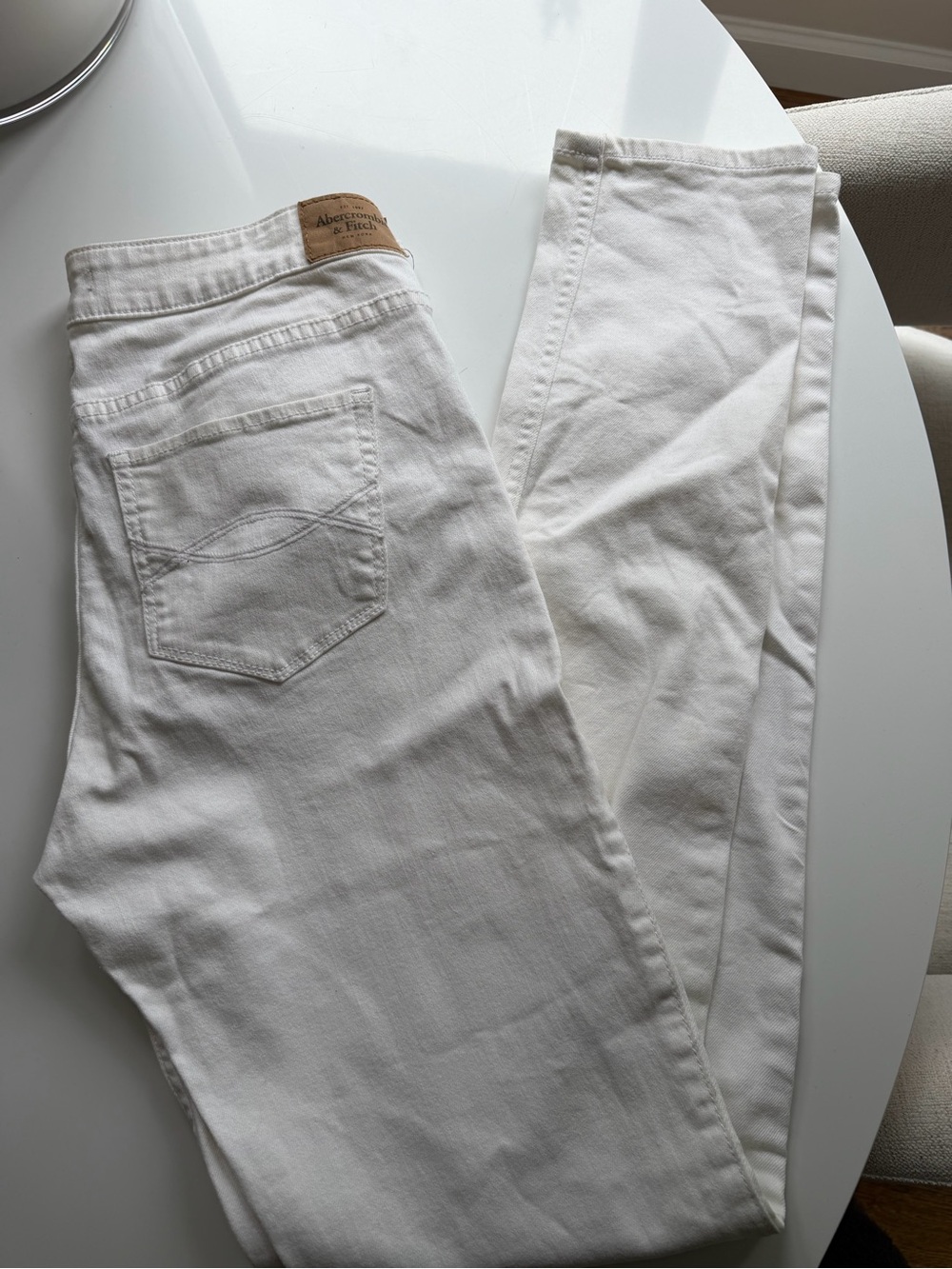 Abercrombie & Fitch White Skinny Jeans